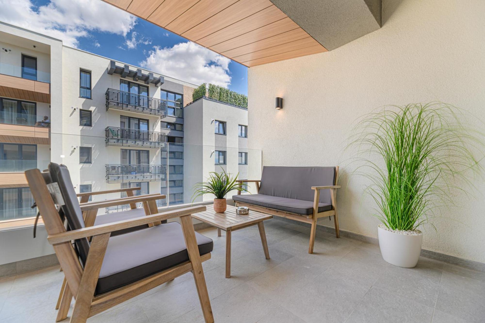 Luxury Landing Apartments Complex Qualis Брашов Экстерьер фото