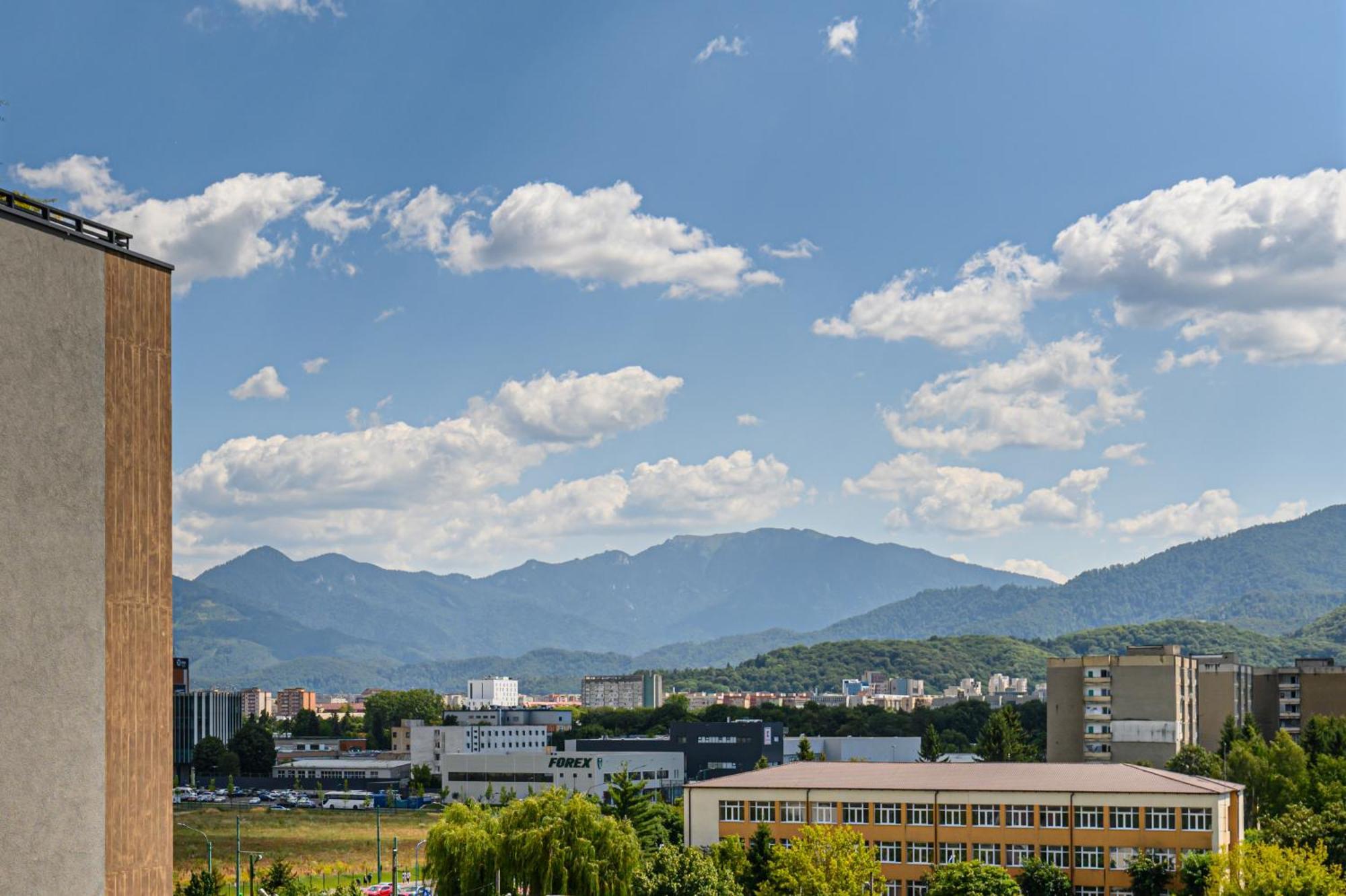Luxury Landing Apartments Complex Qualis Брашов Экстерьер фото