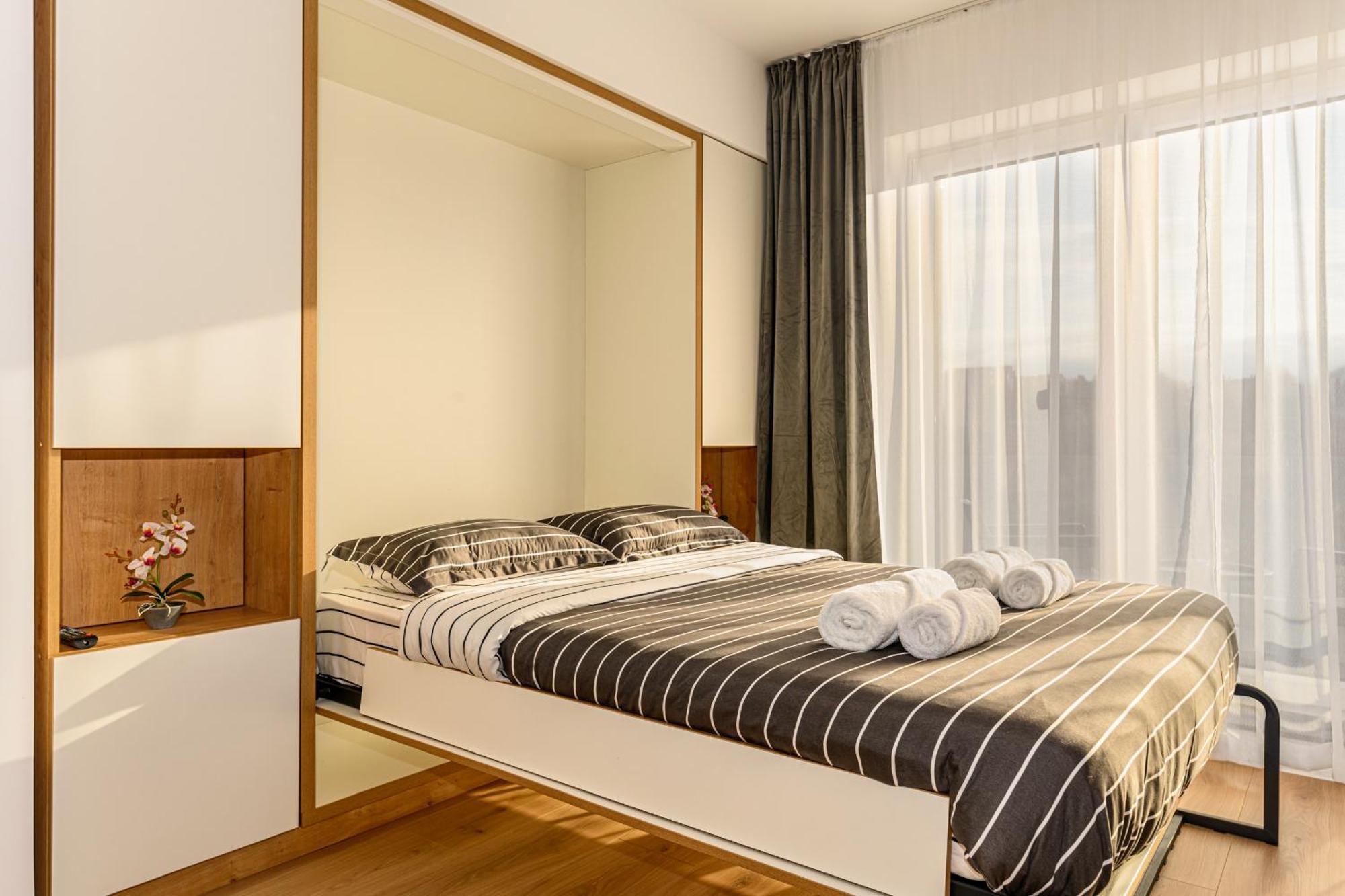 Luxury Landing Apartments Complex Qualis Брашов Экстерьер фото